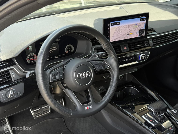 Vehicle Image 36