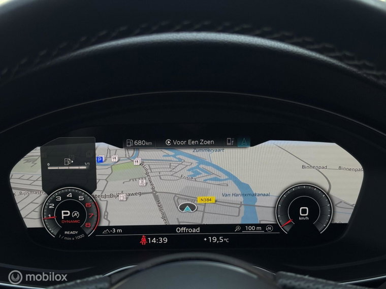 Vehicle Image 40