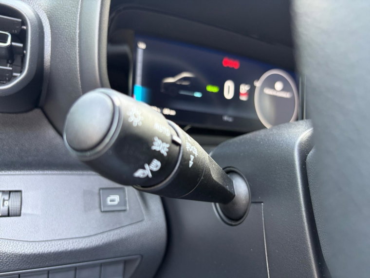 Vehicle Image 33