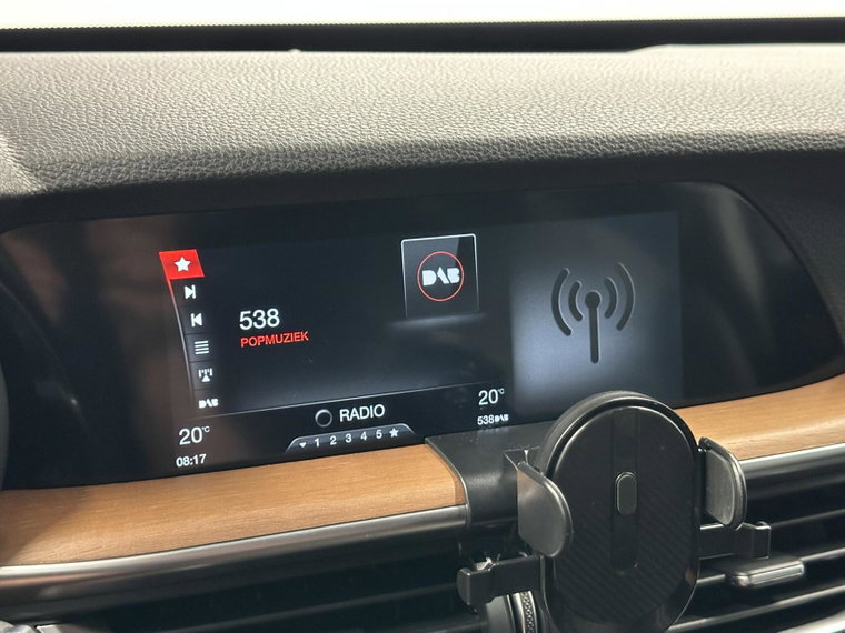 Vehicle Image 33