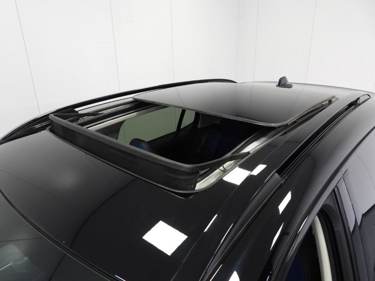 Vehicle Image 40