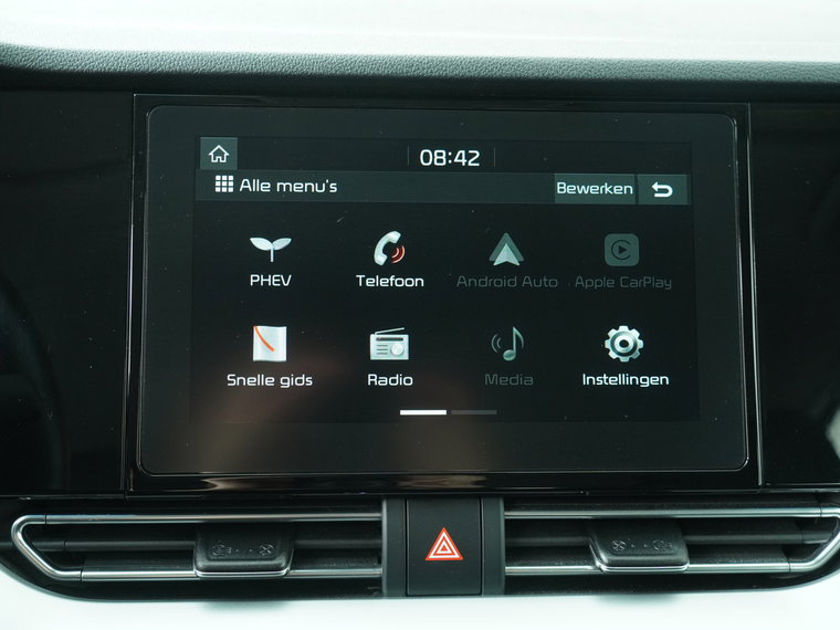 Vehicle Image 32