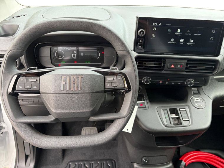 Vehicle Image 23