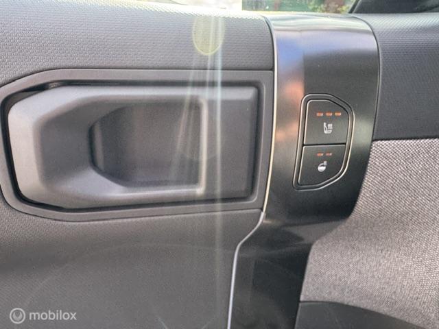 Vehicle Image 39