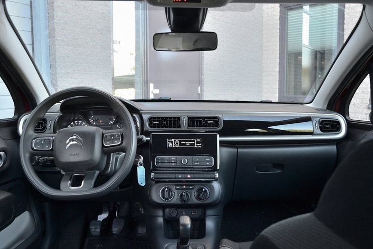 Vehicle Image 7
