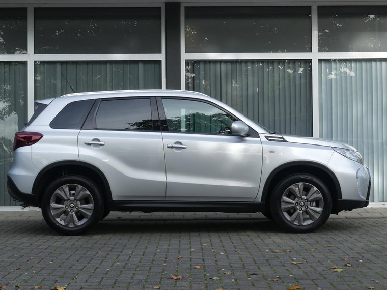 Vehicle Image 13