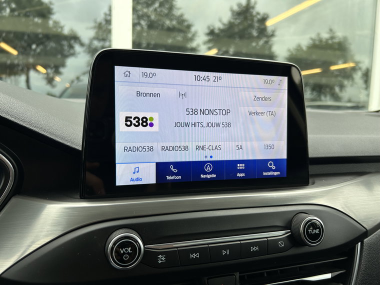 Vehicle Image 26