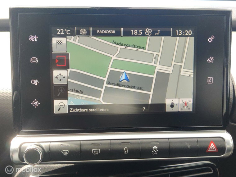 Vehicle Image 13