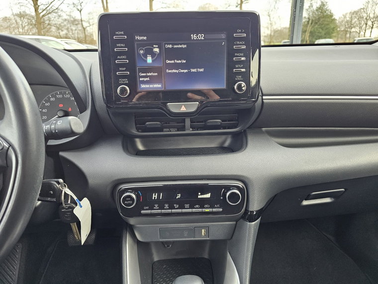 Vehicle Image 11