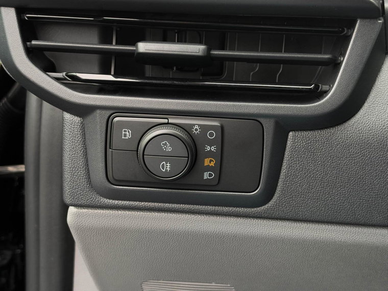 Vehicle Image 40