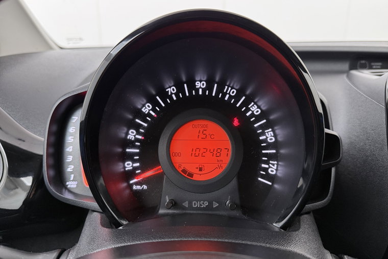 Vehicle Image 19