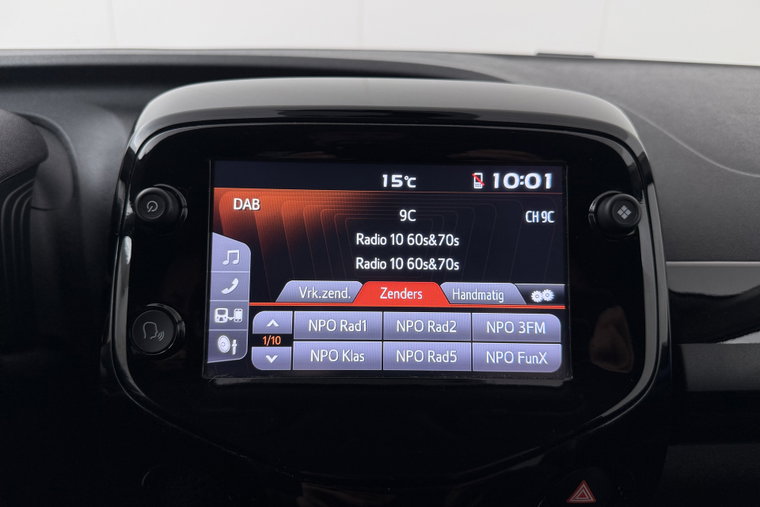 Vehicle Image 22