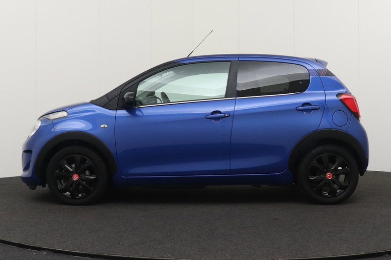 Vehicle Image 5