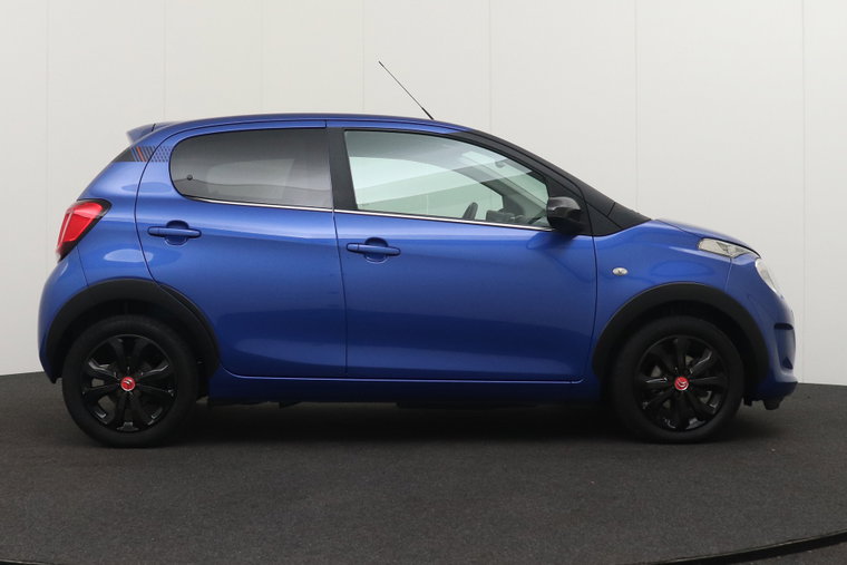 Vehicle Image 6
