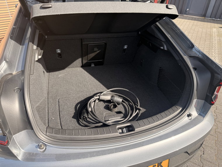 Vehicle Image 37