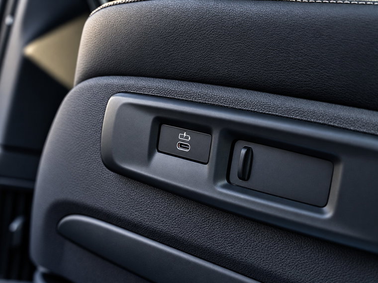 Vehicle Image 19