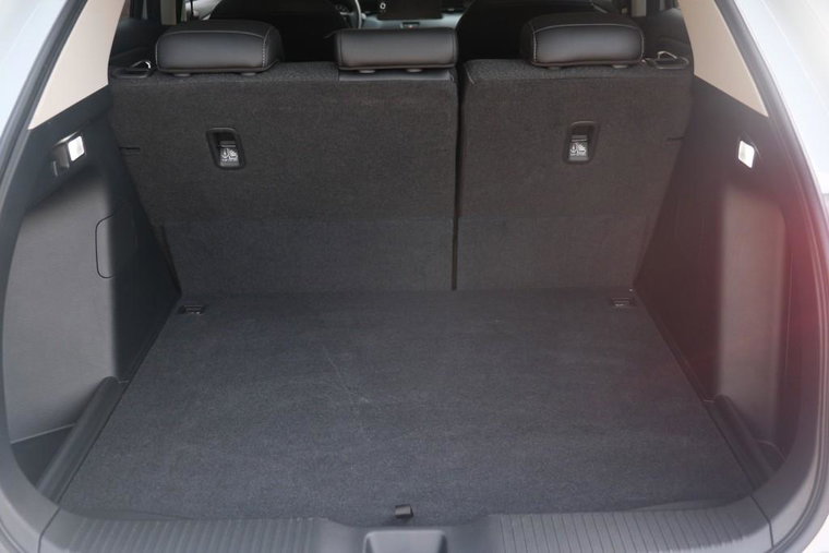 Vehicle Image 32