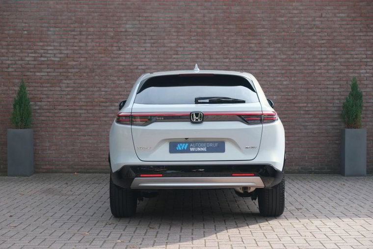 Vehicle Image 34