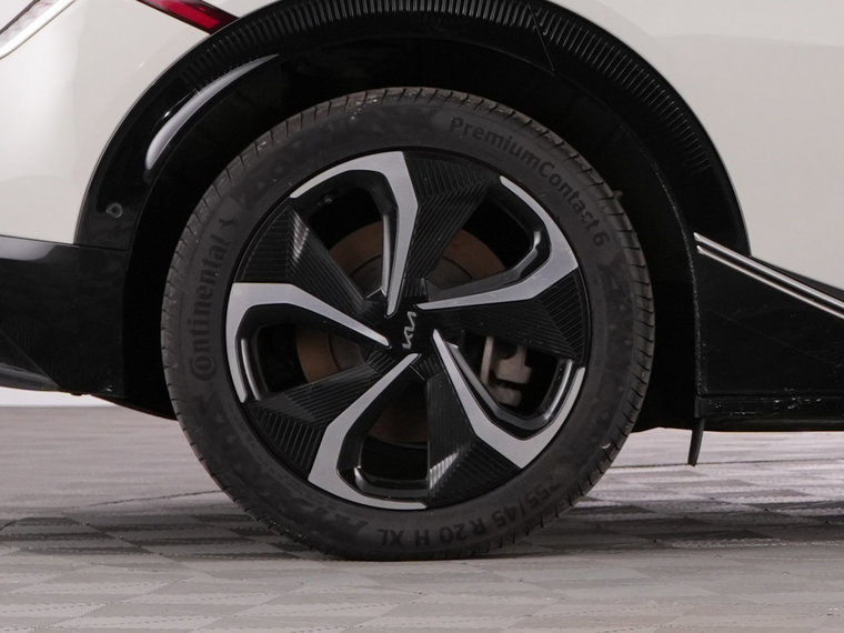 Vehicle Image 39