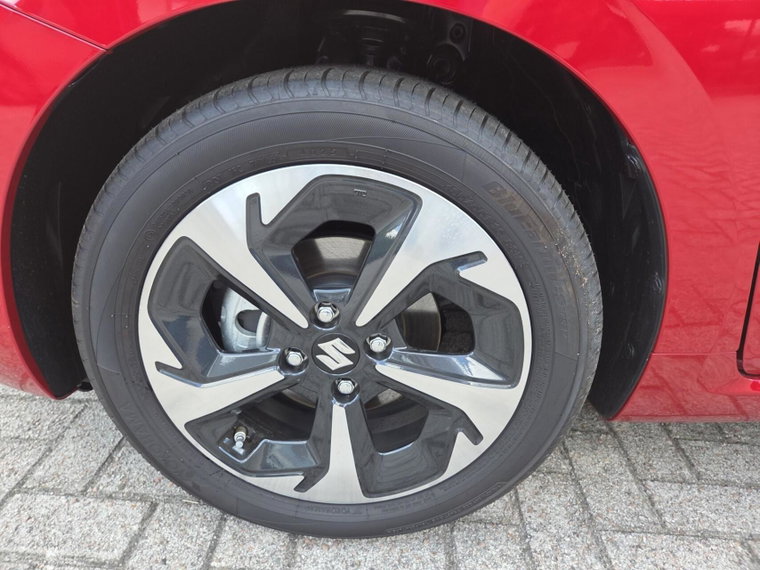Vehicle Image 19