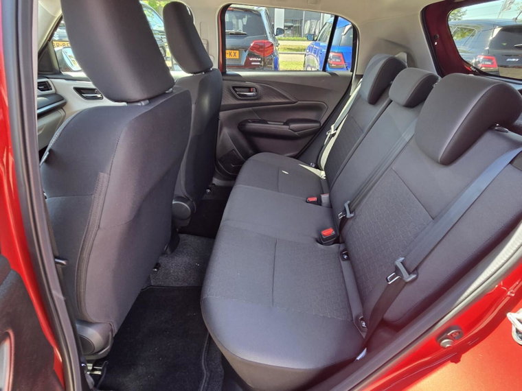 Vehicle Image 11