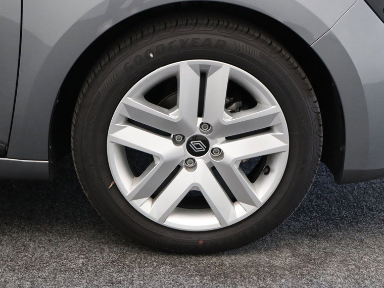 Vehicle Image 37