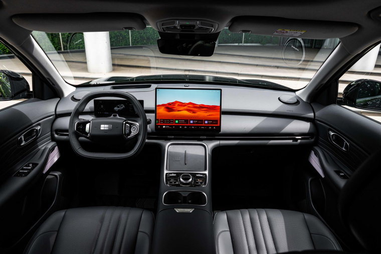 Vehicle Image 19