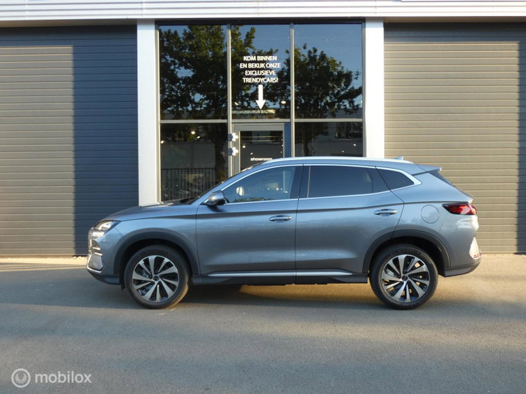 Vehicle Image 19