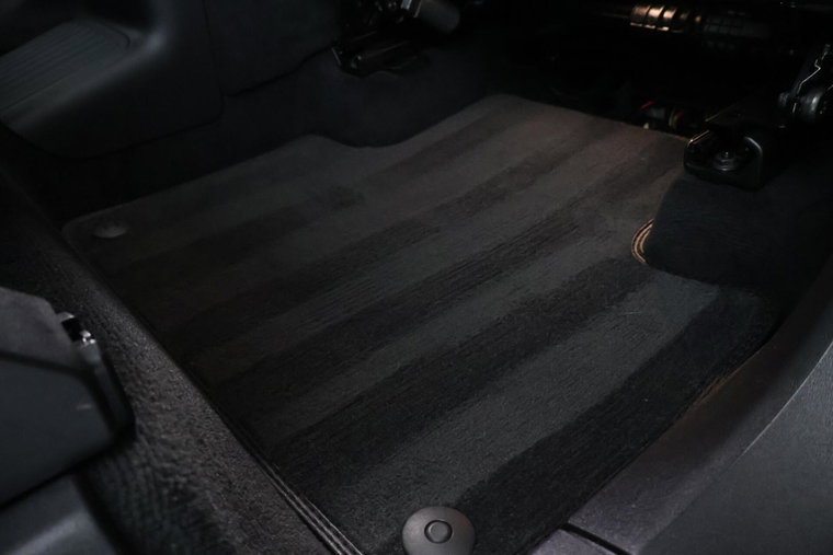 Vehicle Image 34