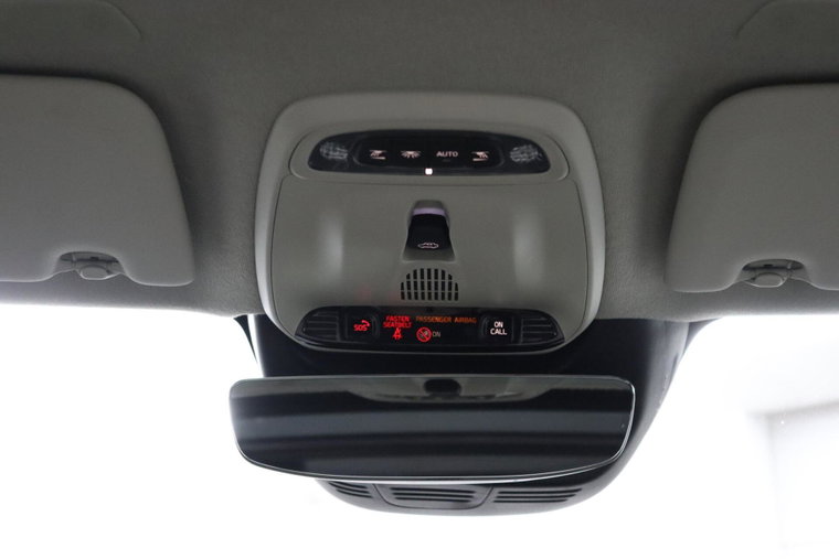 Vehicle Image 39