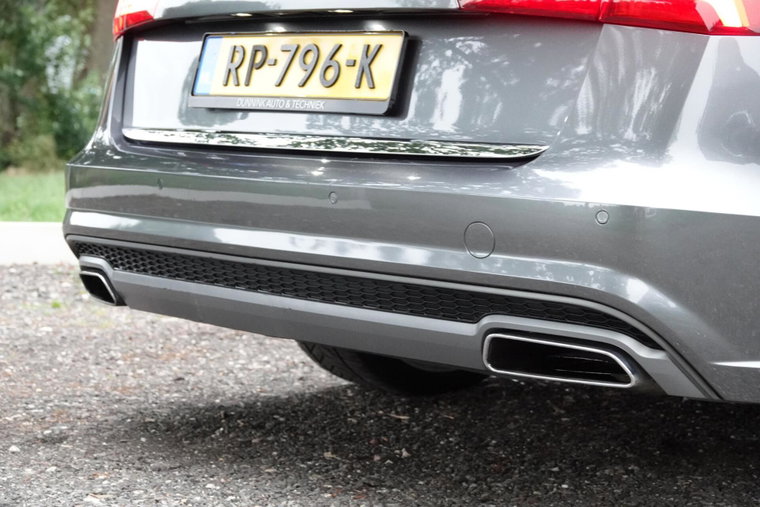 Vehicle Image 33