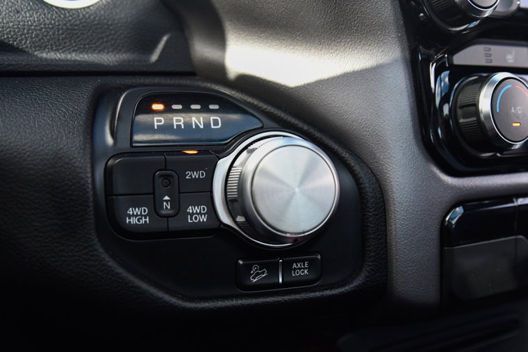 Vehicle Image 35