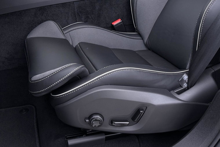 Vehicle Image 47