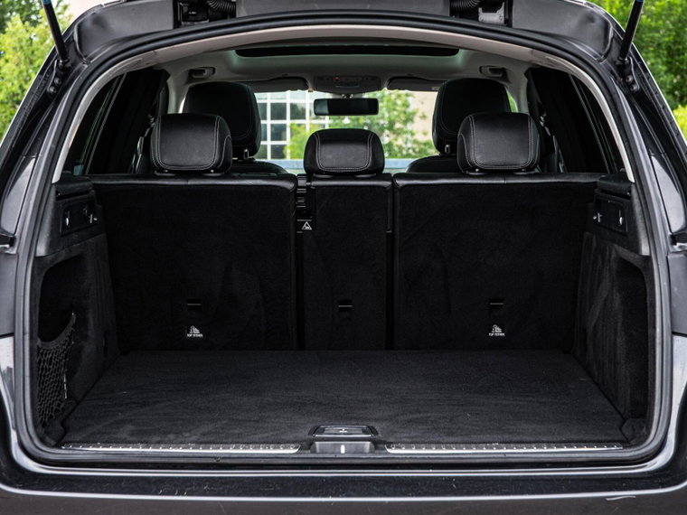 Vehicle Image 36