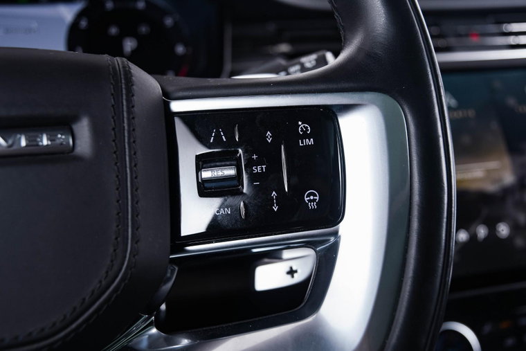 Vehicle Image 30