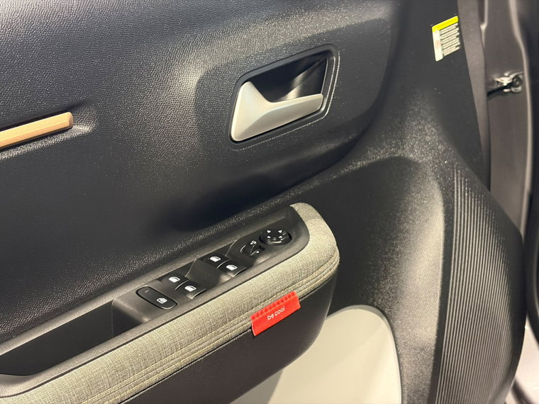 Vehicle Image 36