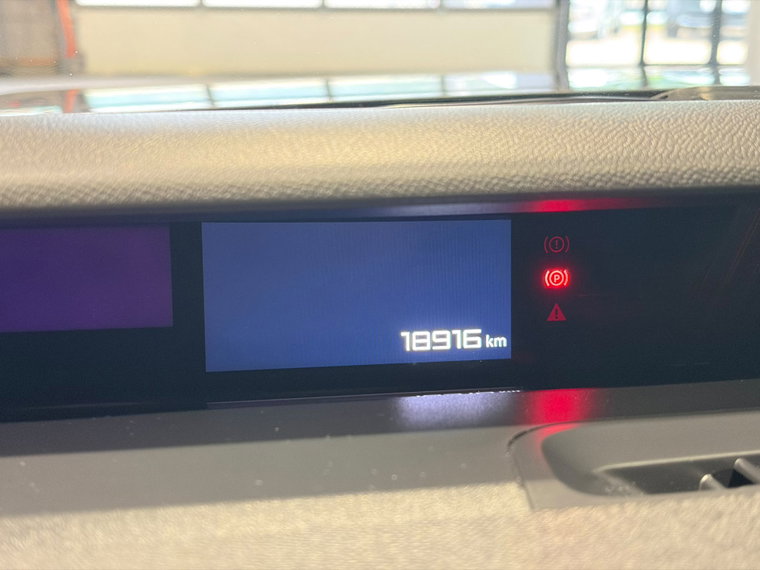 Vehicle Image 45