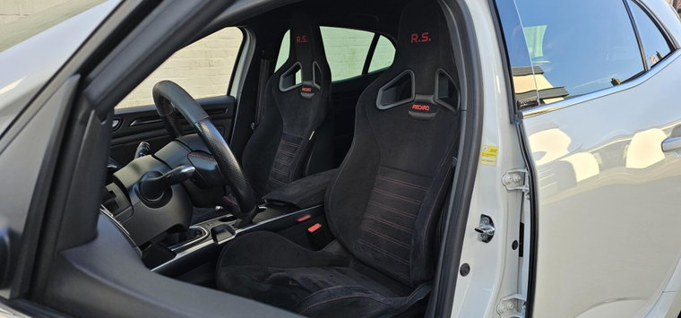 Vehicle Image 25