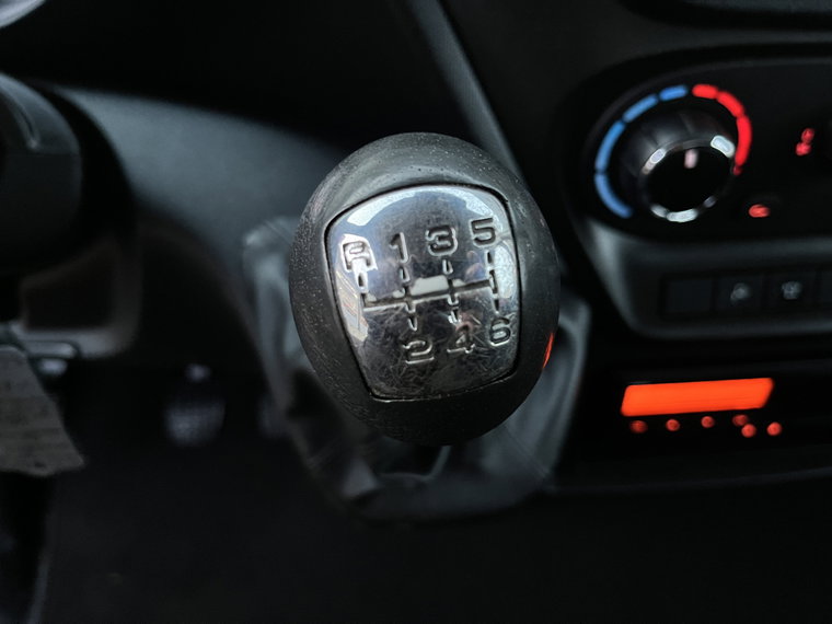 Vehicle Image 39