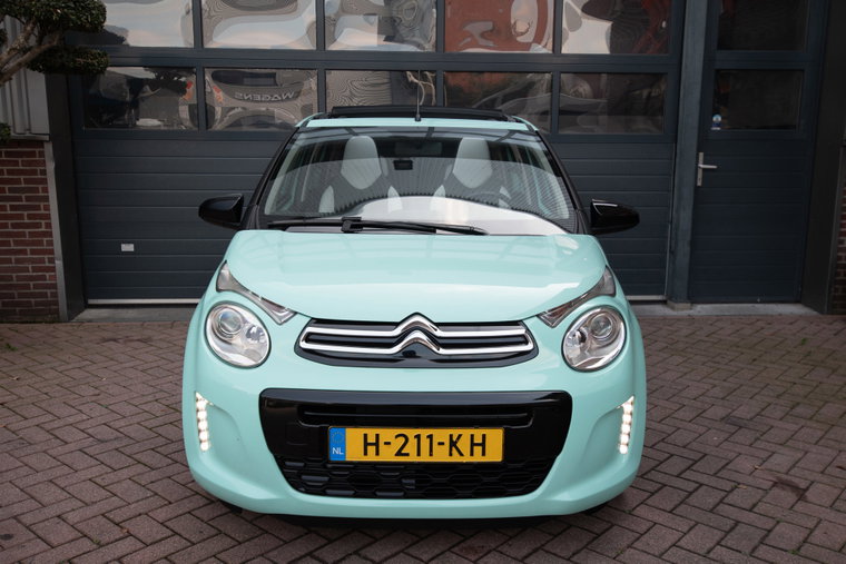 Vehicle Image 11