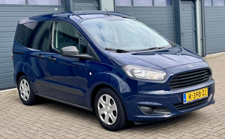 Vehicle Image 12