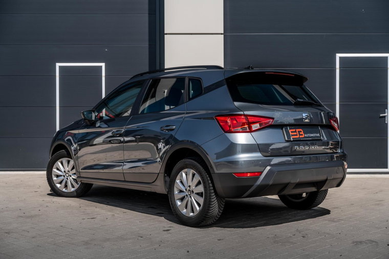 Vehicle Image 8