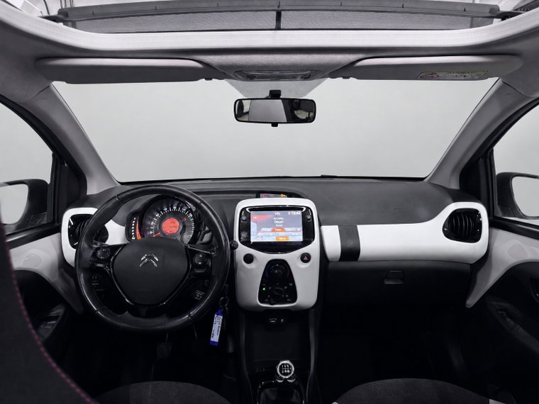 Vehicle Image 13