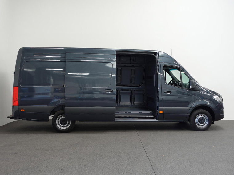 Vehicle Image 41