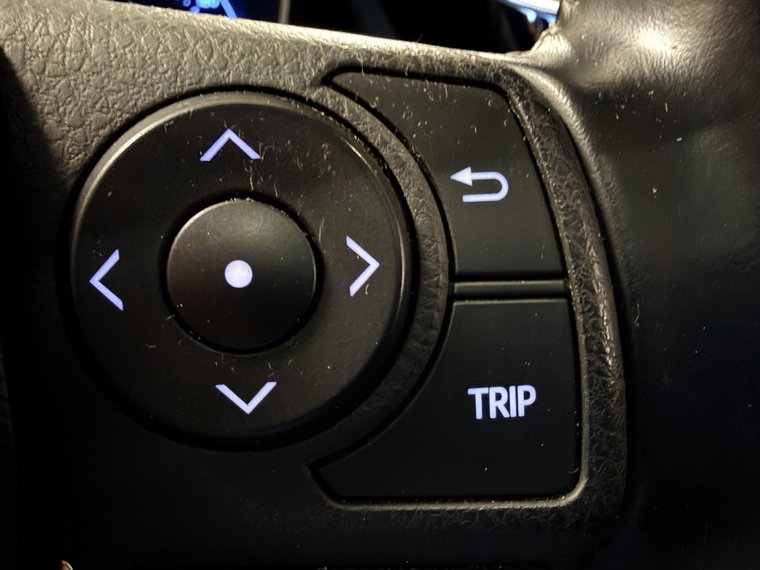 Vehicle Image 32