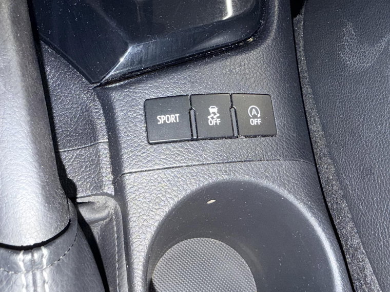 Vehicle Image 33