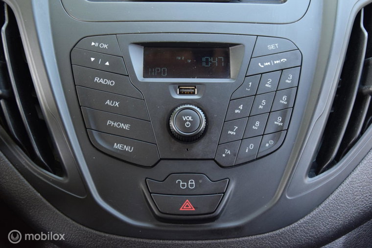 Vehicle Image 19