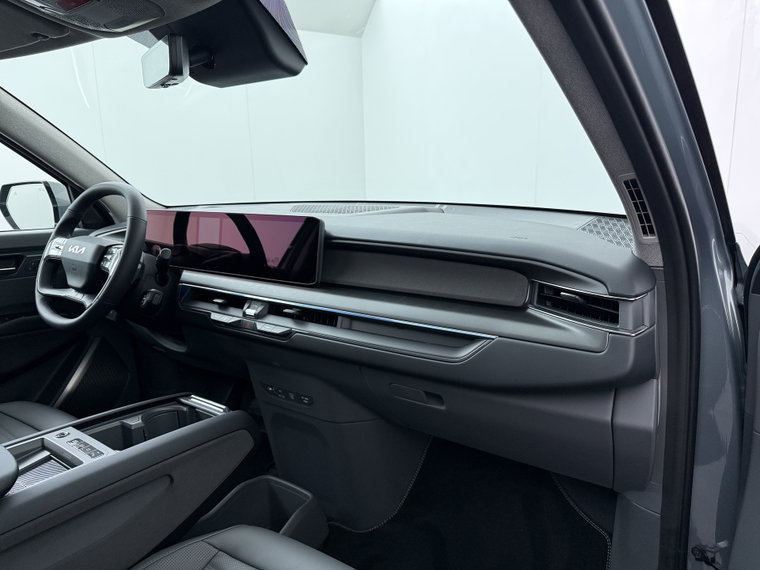 Vehicle Image 39