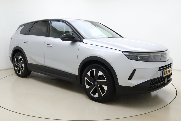Vehicle Image 8