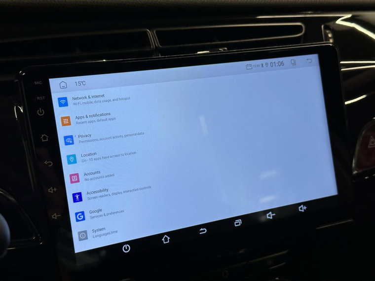Vehicle Image 30